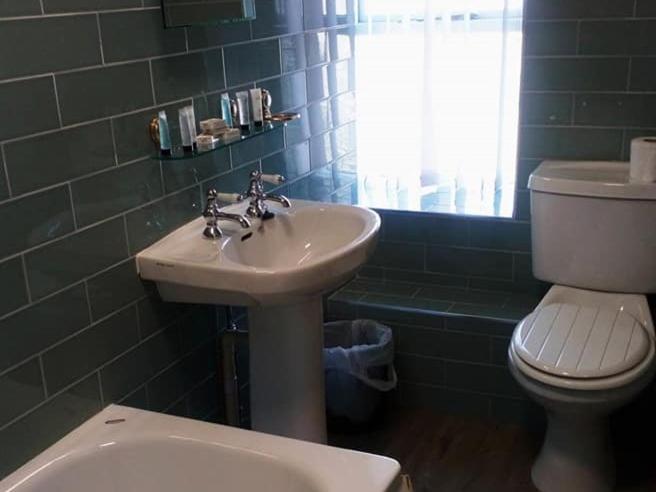 Holland Hotel Llanfachraeth エクステリア 写真